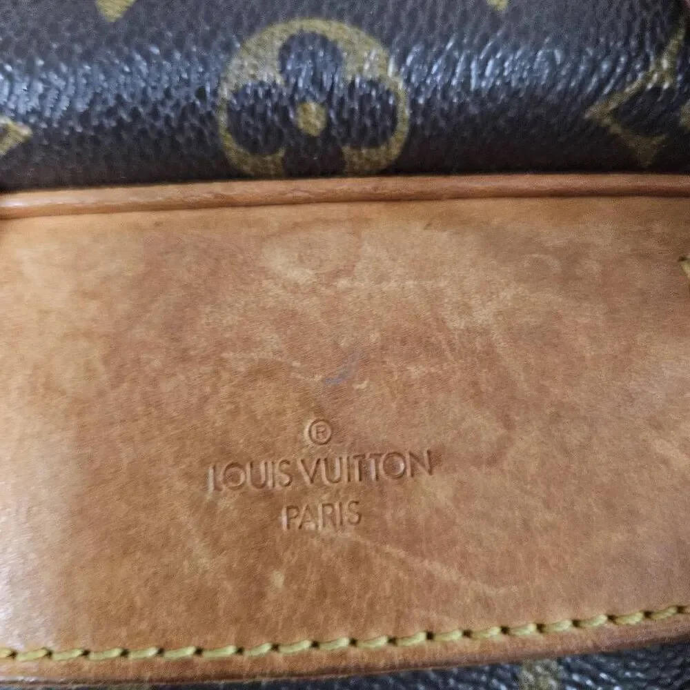 Louis Vuitton deauville bag